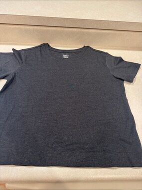 Market & Spruce Short Sleeve Crew Tee in Charcoal Gray